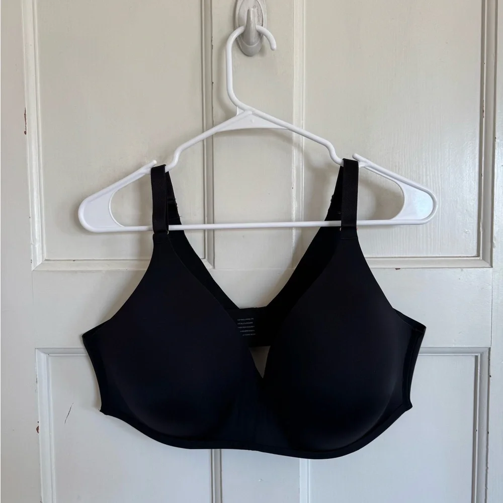 Soma‎ black Vanishing 360 wireless bra size 42C